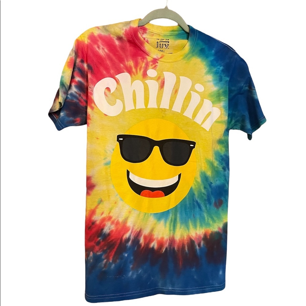 Tie Dye Chillin Smiley Face T-shirt, size adult small - Picture 1 of 3